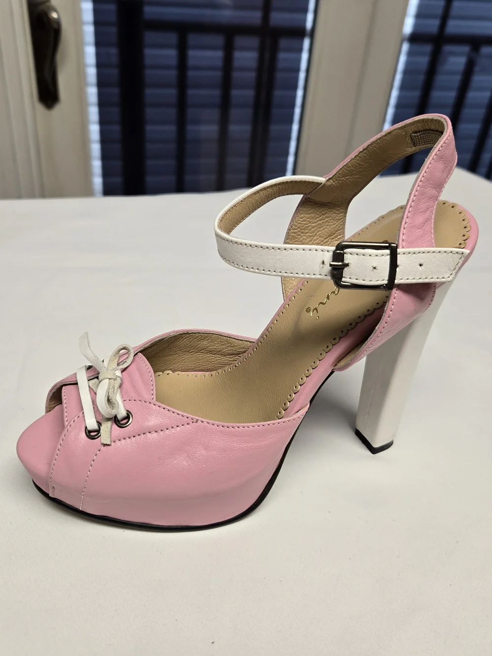 Zeyzani Pink  Vintage Inspired Leather Peep Toe Platform Pumps Size 38 US 7.5